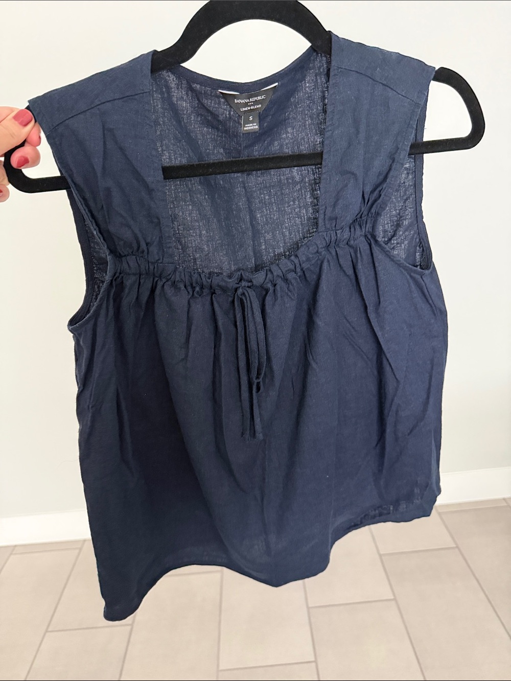 Banana Republic Navy Sleeveless Tie-Front Camisole